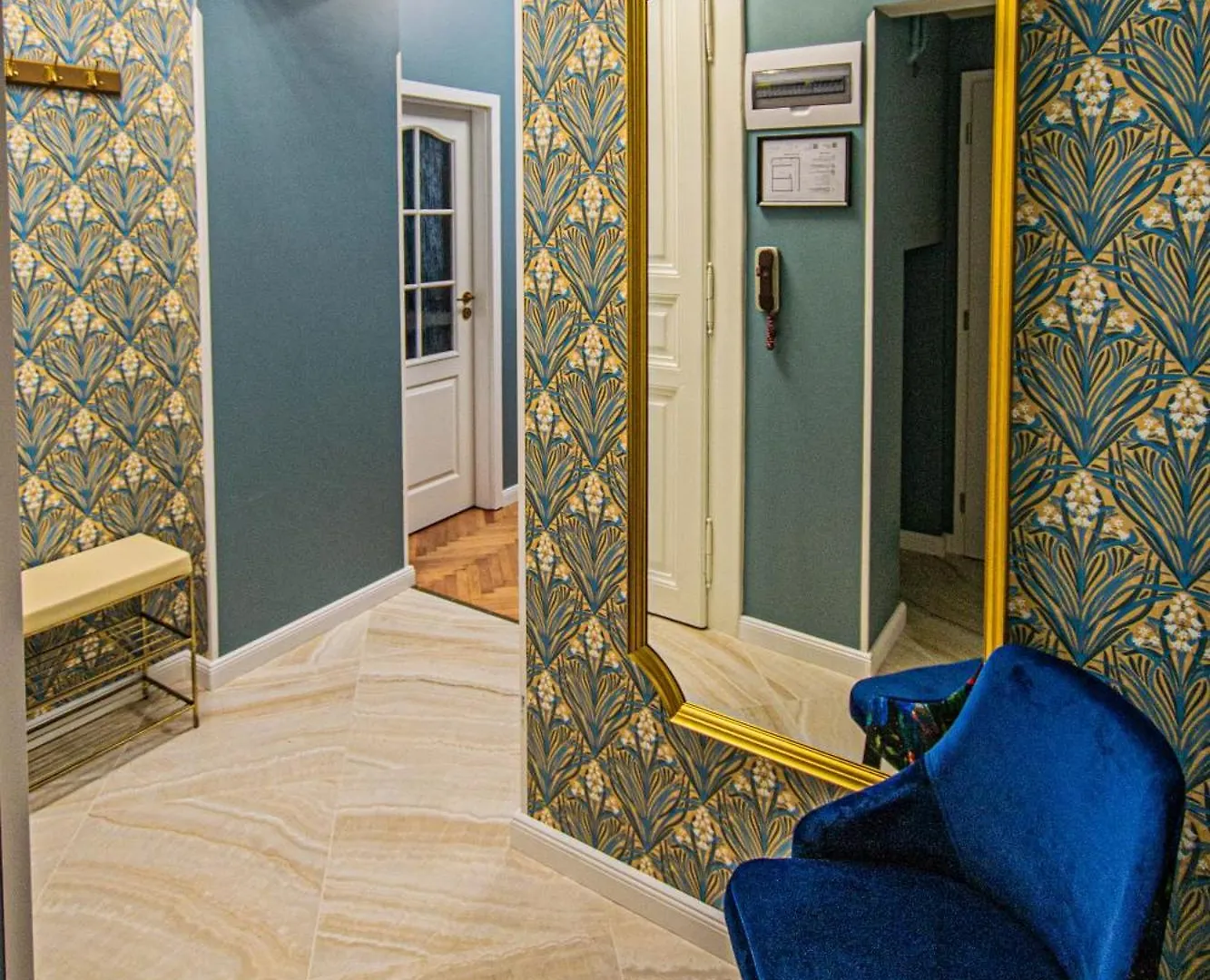 Apartment 4Bdr Old Town Flat By Church Of St Anne Prague Czech Republic