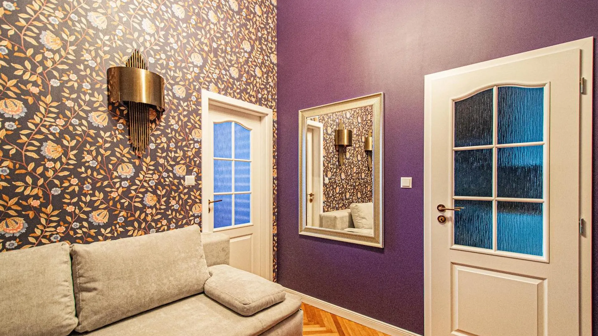 4Bdr Old Town Flat By Church Of St Anne Prague