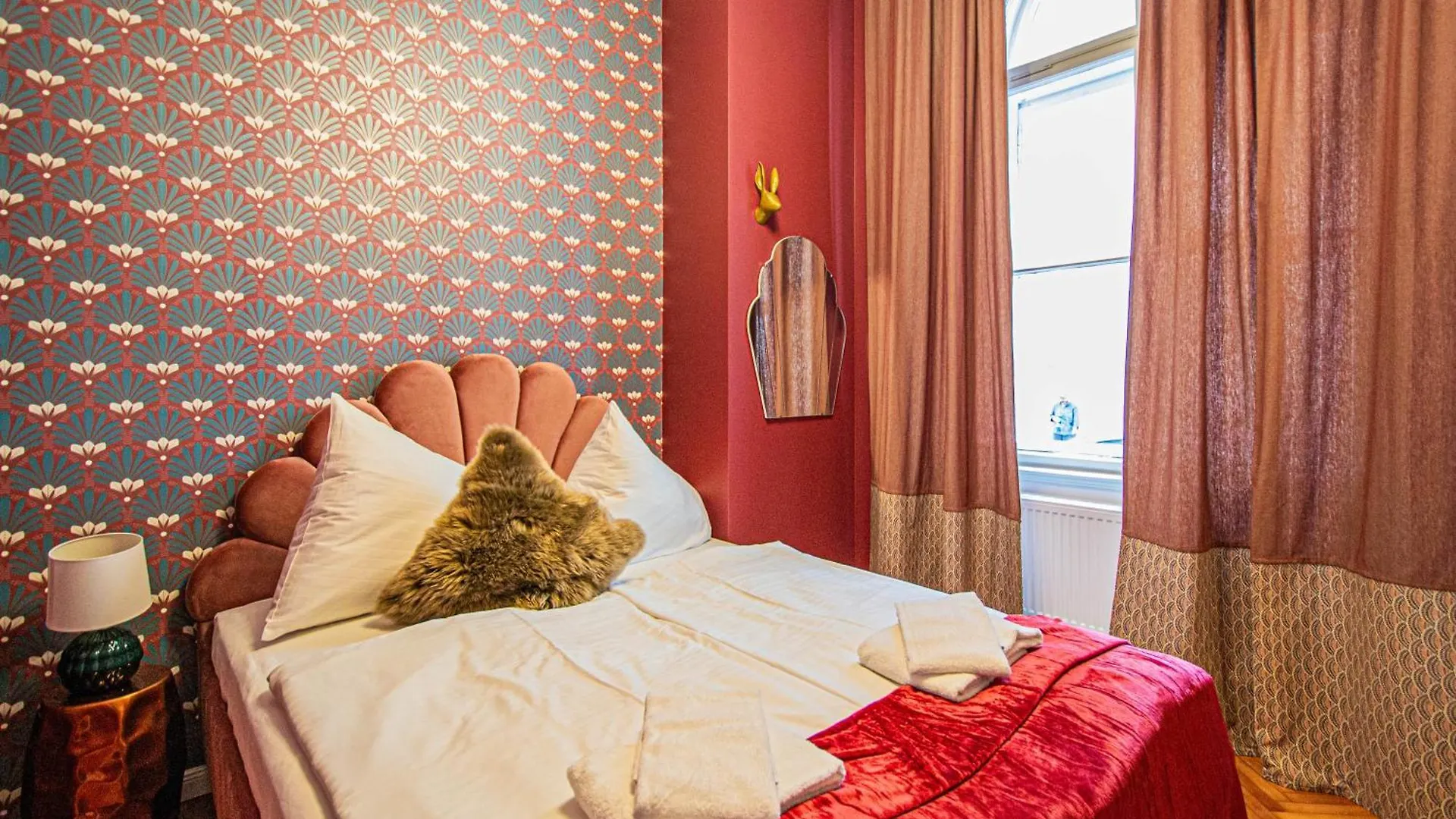 4Bdr Old Town Flat By Church Of St Anne Prague